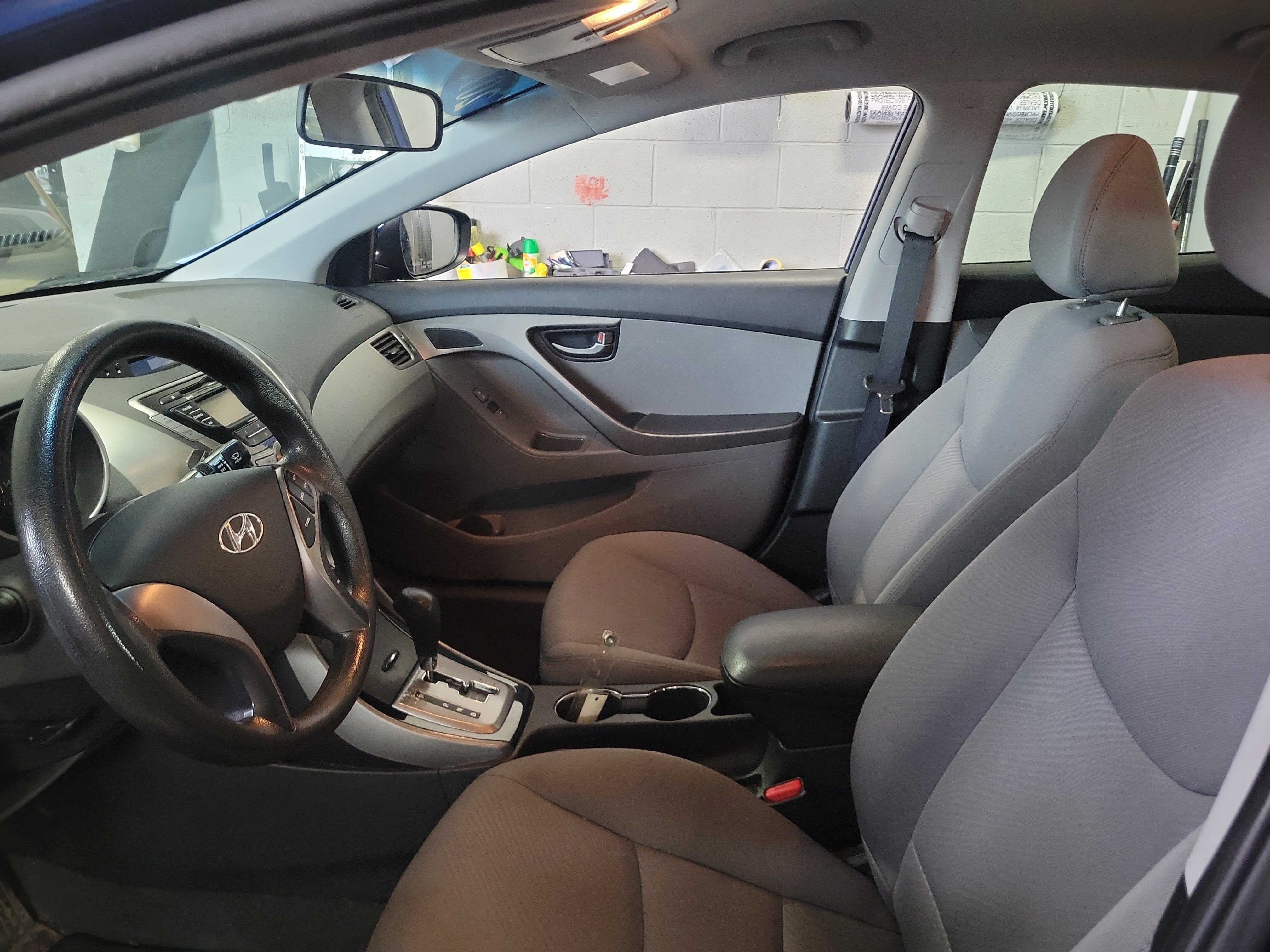 Used 2013 Hyundai Elantra GLS FWD image 16