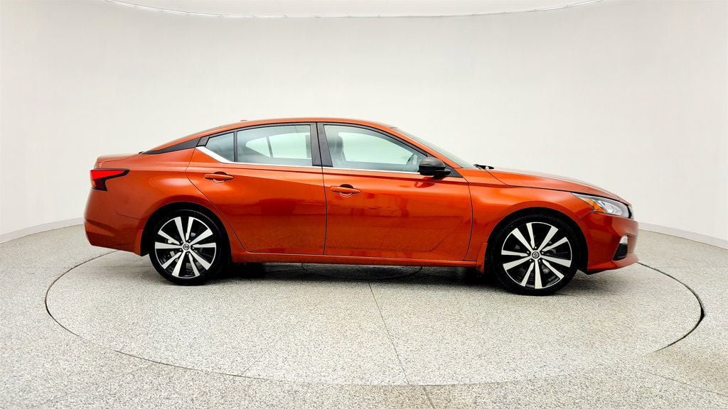 Used 2022 Nissan Altima 2.5 SR FWD image 4