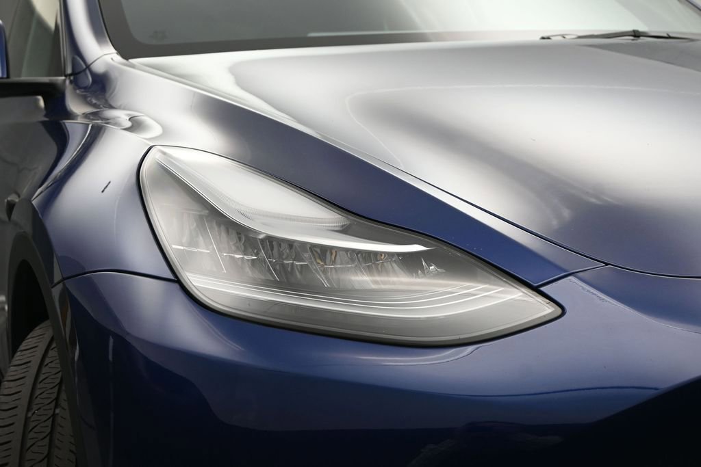 Used 2023 Tesla Model Y AWD image 11