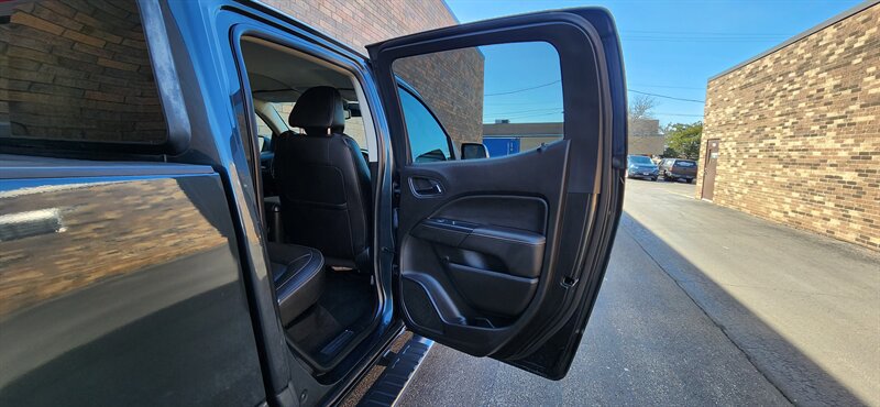 Used 2018 GMC Canyon Denali image 23