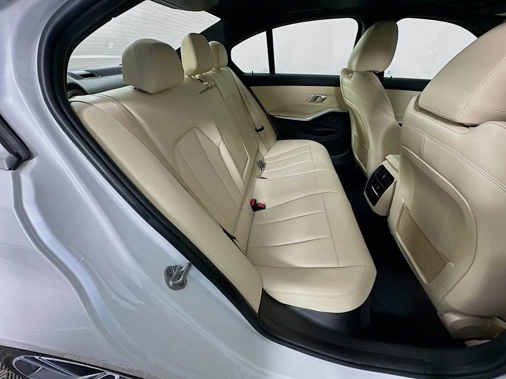 Used 2021 BMW 330e w/ Premium Package image 28