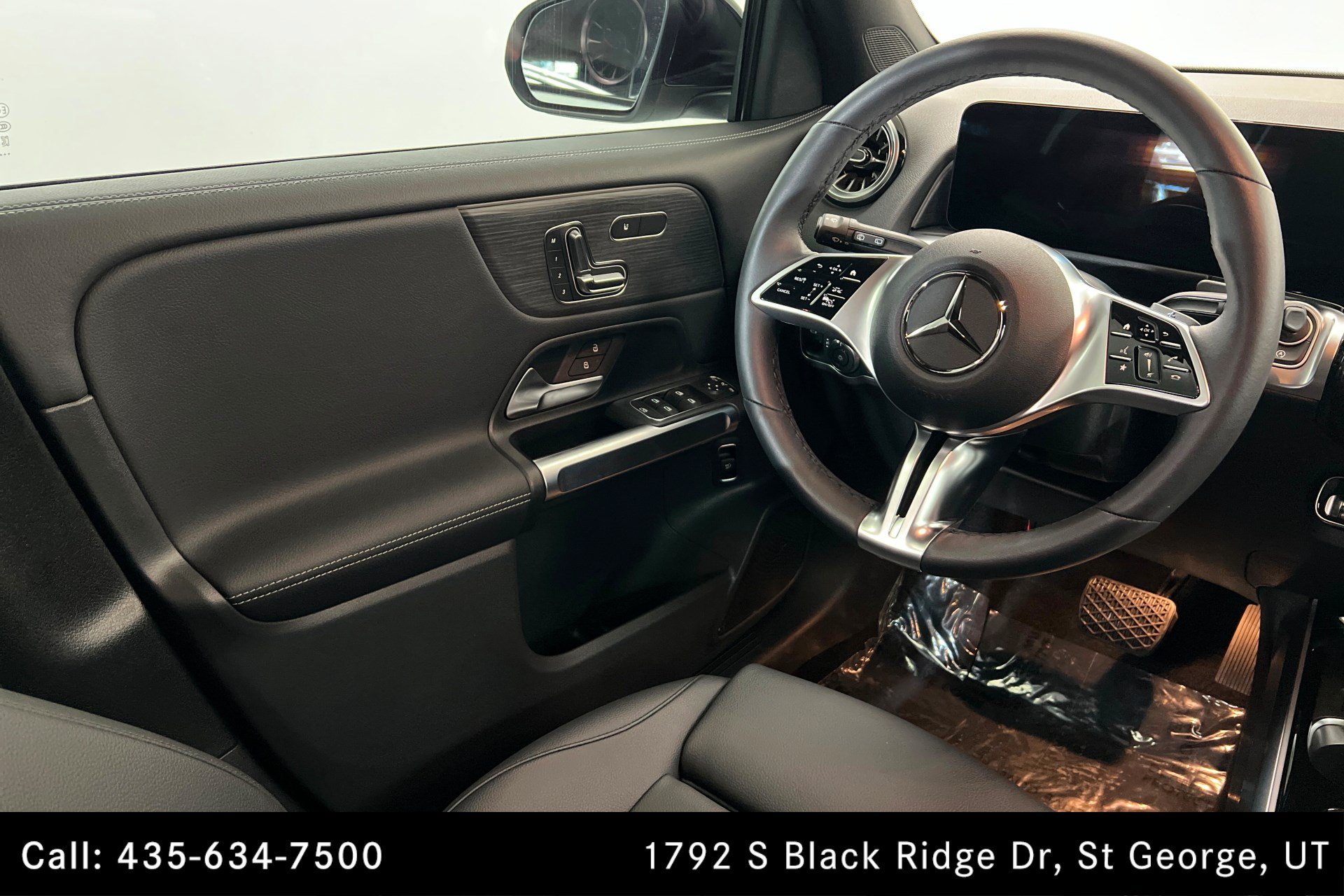 Certified 2026 Mercedes-Benz GLB 250 4MATIC image 11