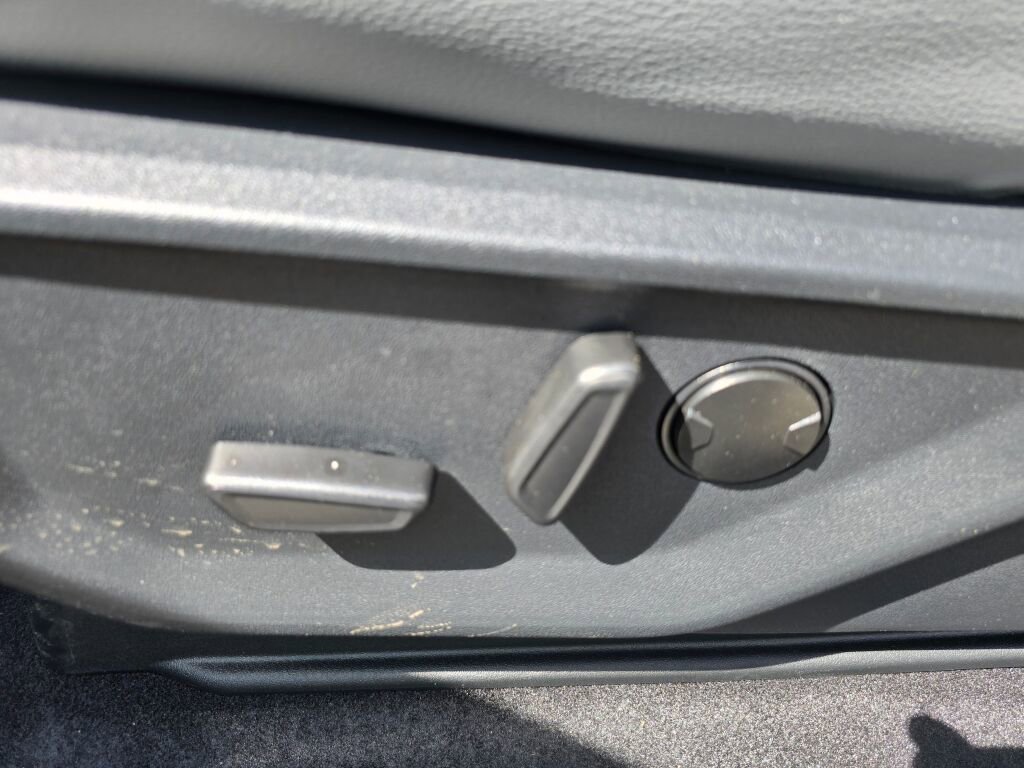 New 2025 Ford F150 Lightning Flash AWD/4WD image 17