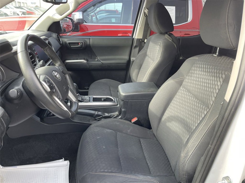 Used 2021 Toyota Tacoma SR5 image 7