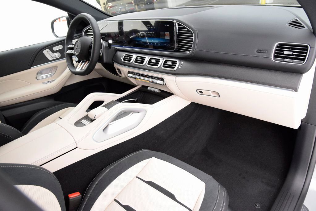 New 2026 Mercedes-Benz GLE 53 AMG 4MATIC Coupe image 15