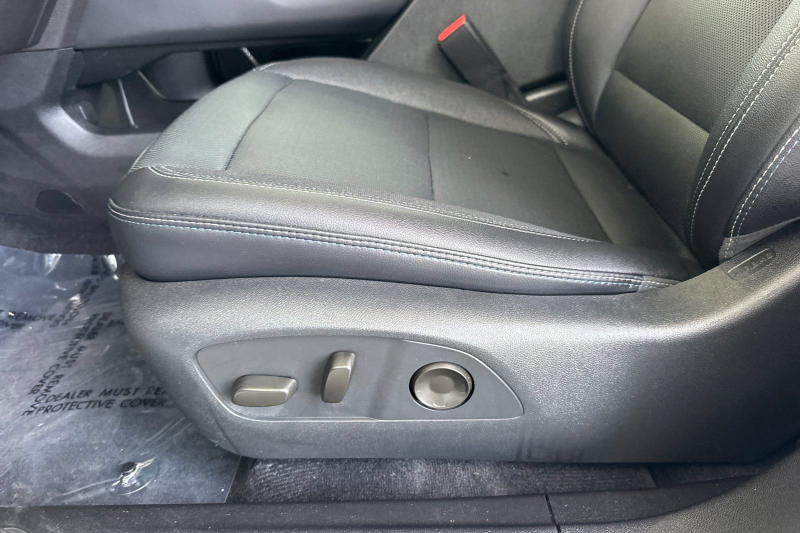 Certified 2024 Chevrolet Equinox EV LT w/ LPO, Trailering Package AWD/4WD image 13