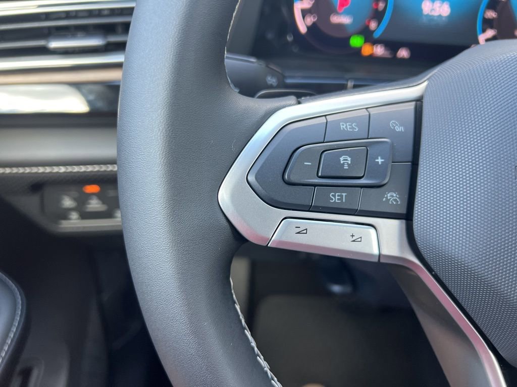 New 2026 Volkswagen Atlas SE image 30