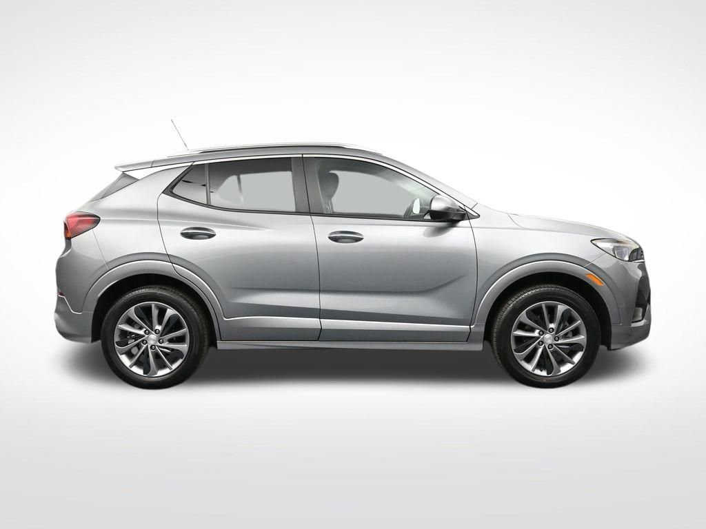 Used 2023 Buick Encore GX Select w/ Sport Touring Package AWD/4WD image 6