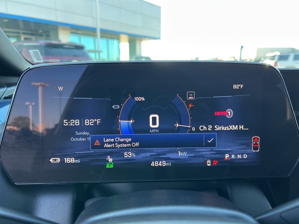 Used 2025 Chevrolet Equinox EV LT w/ Convenience Package image 19