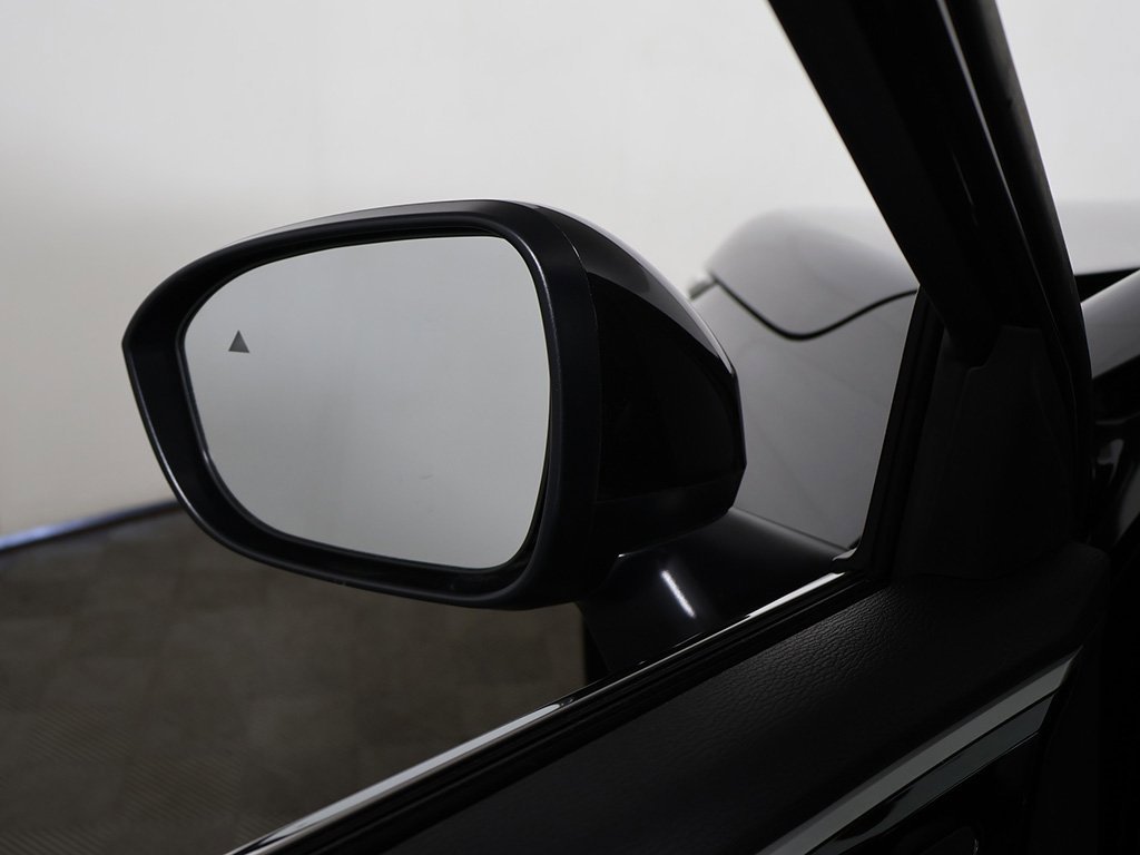 New 2025 Mitsubishi Outlander SE image 36