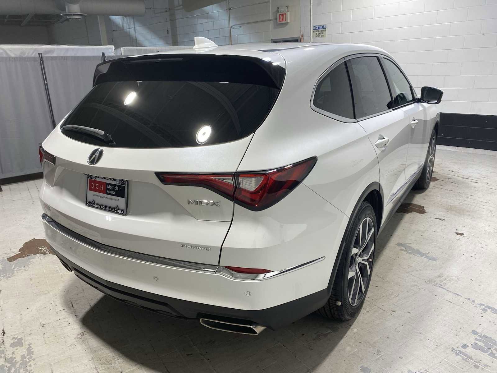 Certified 2022 Acura MDX SH-AWD w/ Technology Package image 26