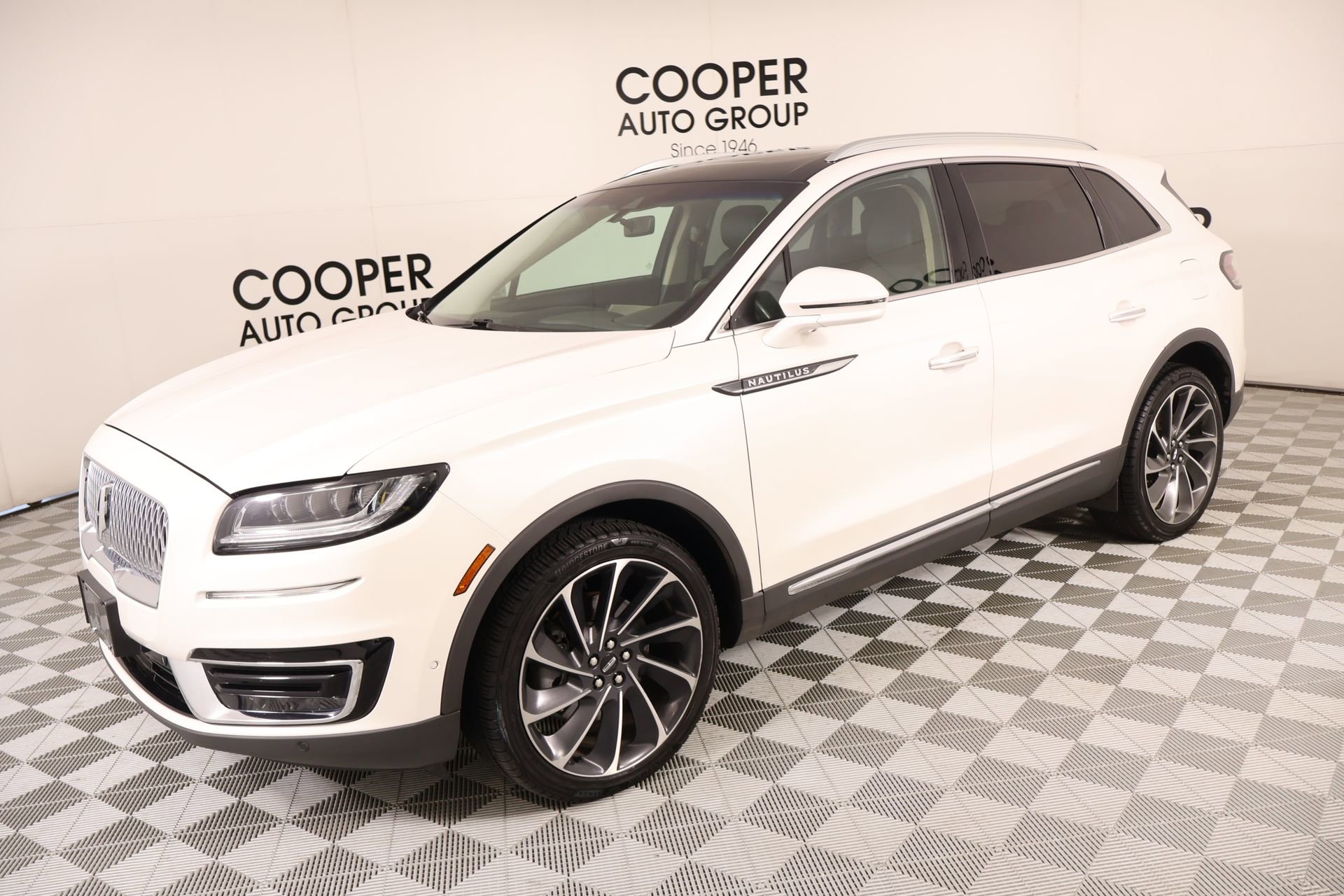 Used 2019 Lincoln Nautilus Reserve w/ Ultimate Package image 10