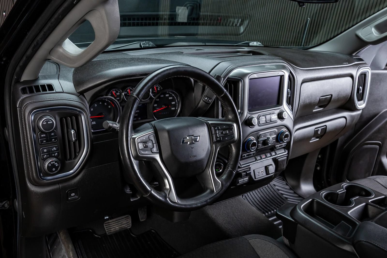 Used 2021 Chevrolet Silverado 1500 RST AWD/4WD image 14
