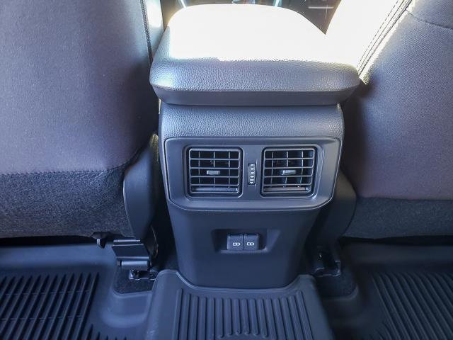 Used 2024 Toyota RAV4 SE image 23