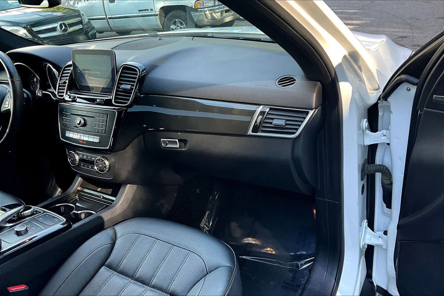 Used 2018 Mercedes-Benz GLE 350 4MATIC image 19