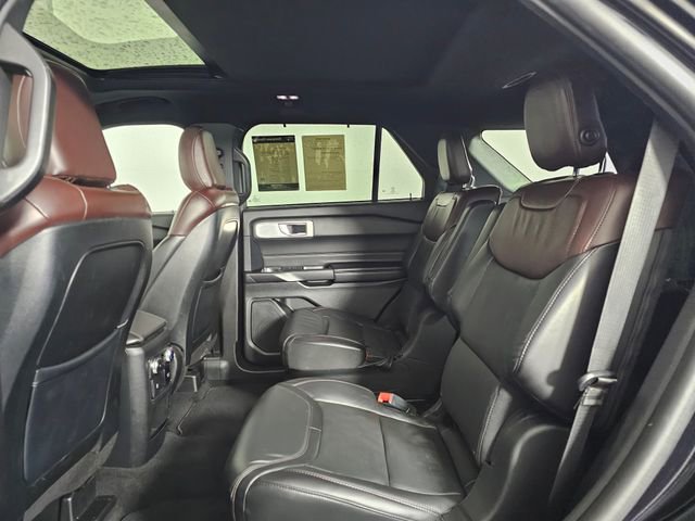 Used 2020 Ford Explorer Platinum w/ Premium Technology Package image 19