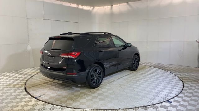 Used 2023 Chevrolet Equinox RS w/ RS Leather Package image 8