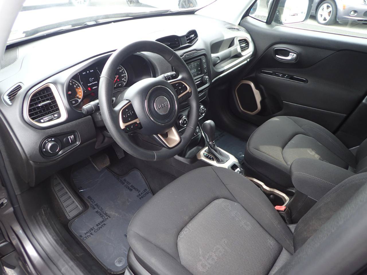 Used 2017 Jeep Renegade Sport w/ Power & Air Group FWD image 10