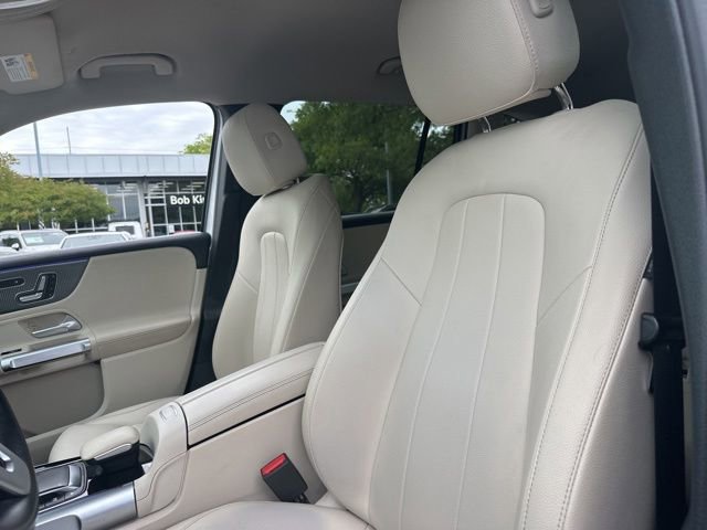 Certified 2021 Mercedes-Benz GLB 250 w/ Premium Package image 16