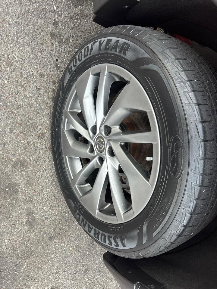 Used 2015 Nissan Rogue SL image 29