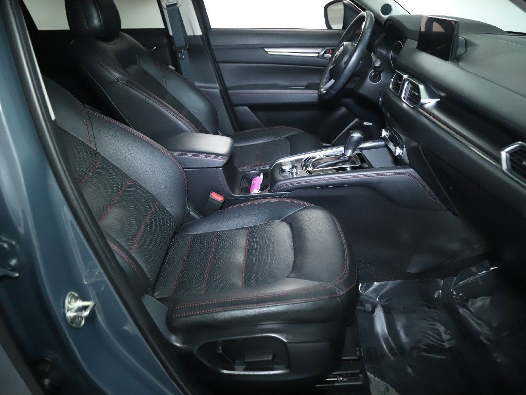 Certified 2023 MAZDA CX-5 Carbon Edition image 35