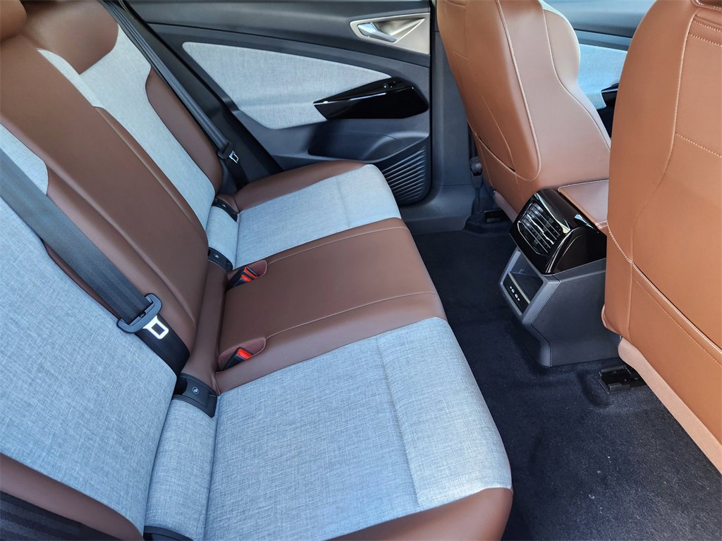 New 2026 Volkswagen ID.4 Pro image 22