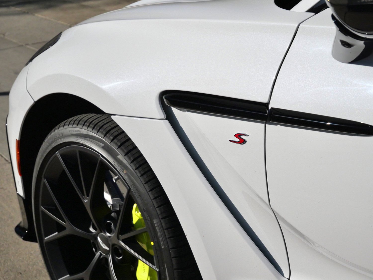 New 2026 Aston Martin DBX S AWD/4WD image 9