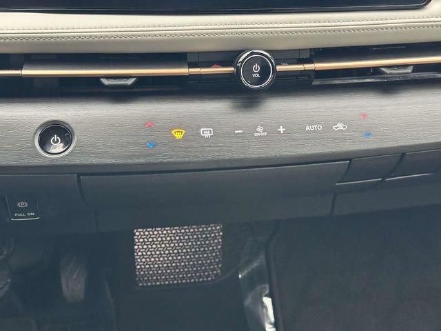 Used 2024 Nissan Ariya AWD image 19