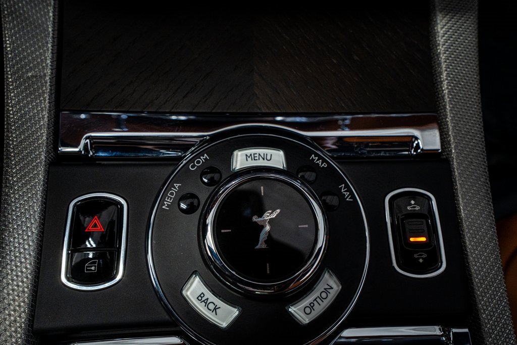 Used 2018 Rolls-Royce Wraith image 54