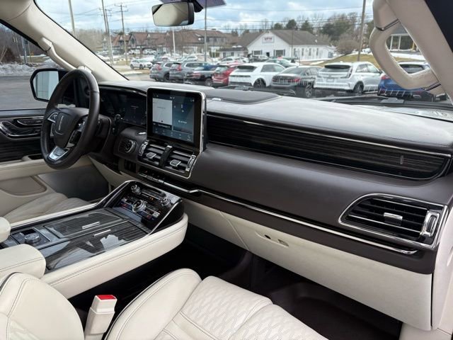 Used 2021 Lincoln Navigator L Black Label w/ Special Edition Package image 44