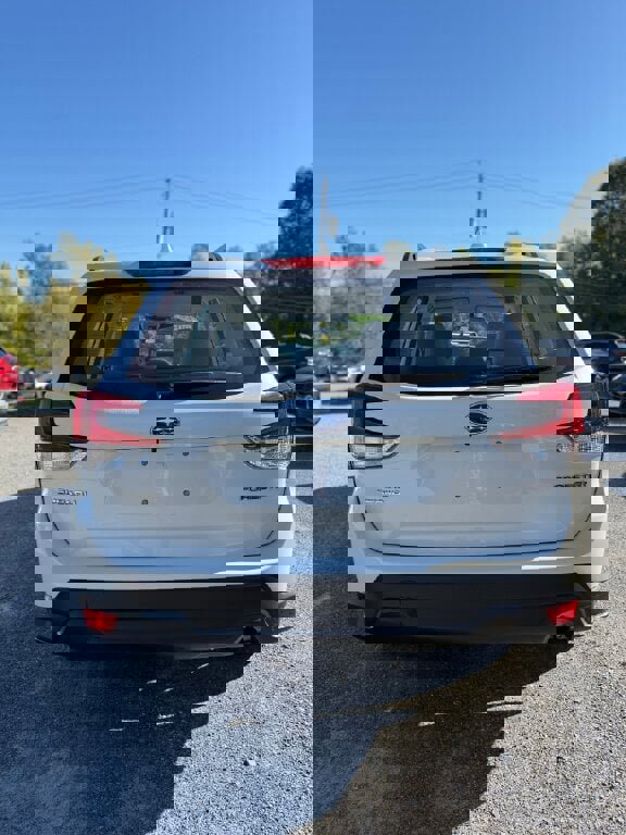 Certified 2022 Subaru Forester image 6