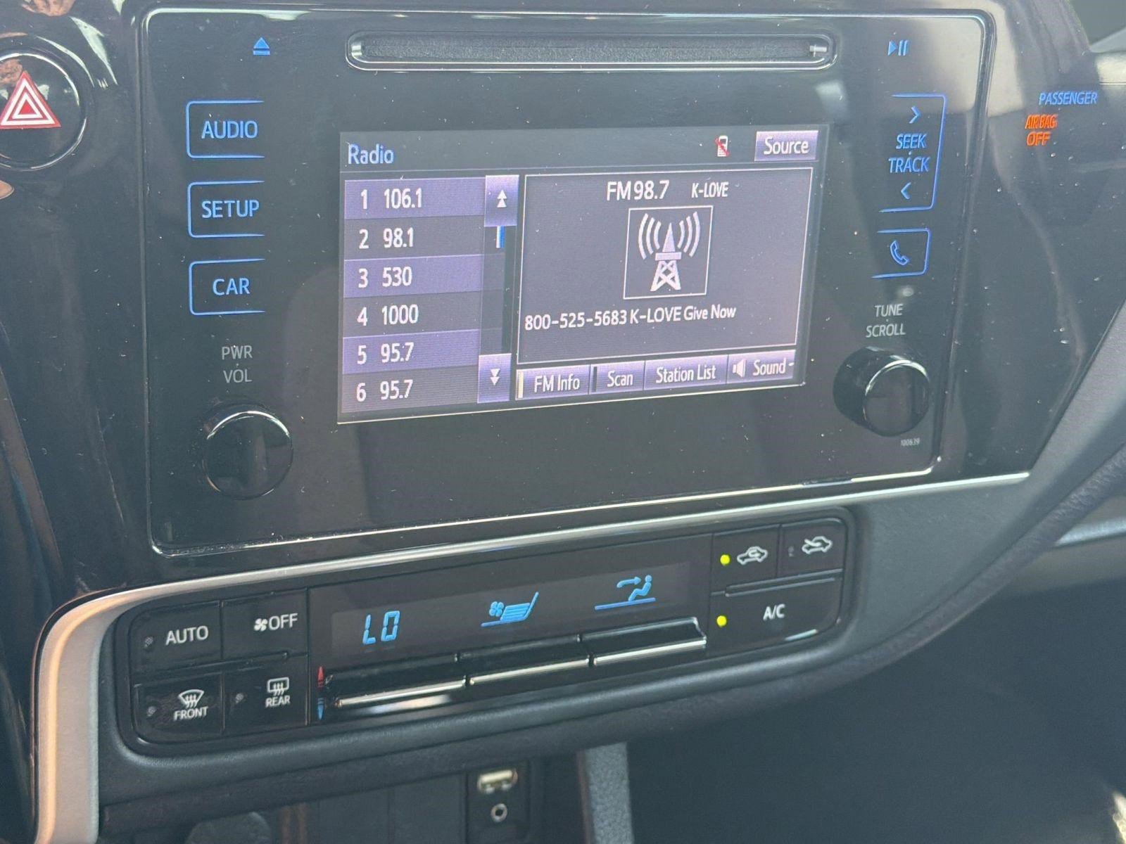 Used 2019 Toyota Corolla LE FWD image 24