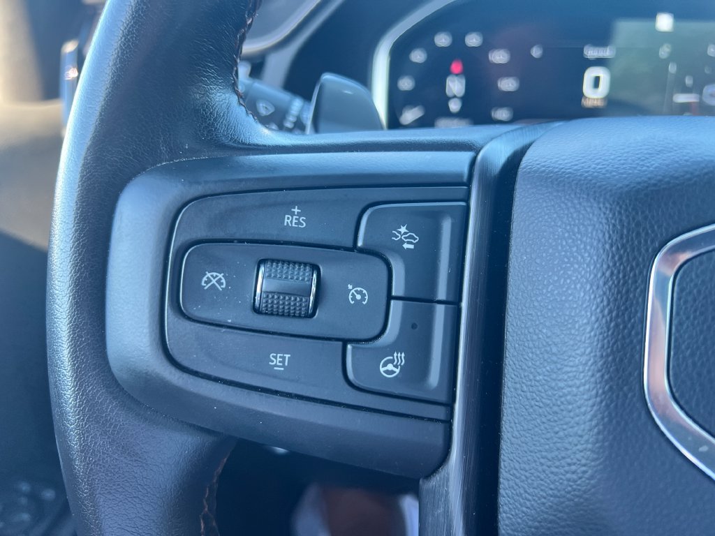 Used 2022 GMC Sierra 1500 AT4 w/ AT4 Preferred Package AWD/4WD image 25