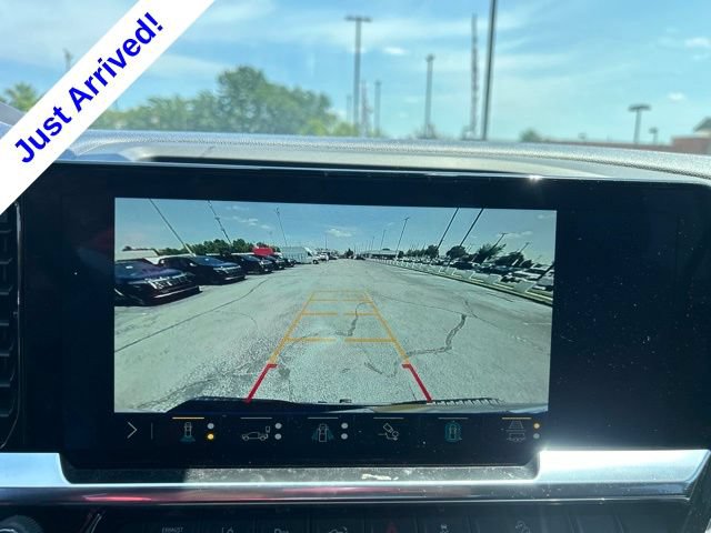 Used 2025 Chevrolet Silverado 2500 High Country w/ Technology Package AWD/4WD image 23