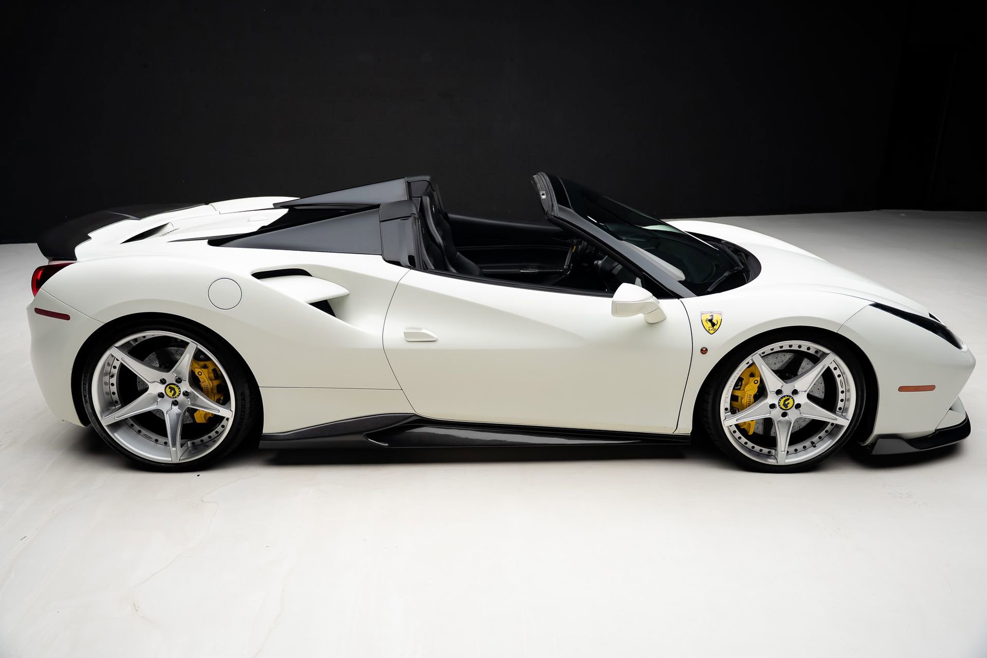 Used 2016 Ferrari 488 Spider RWD image 39