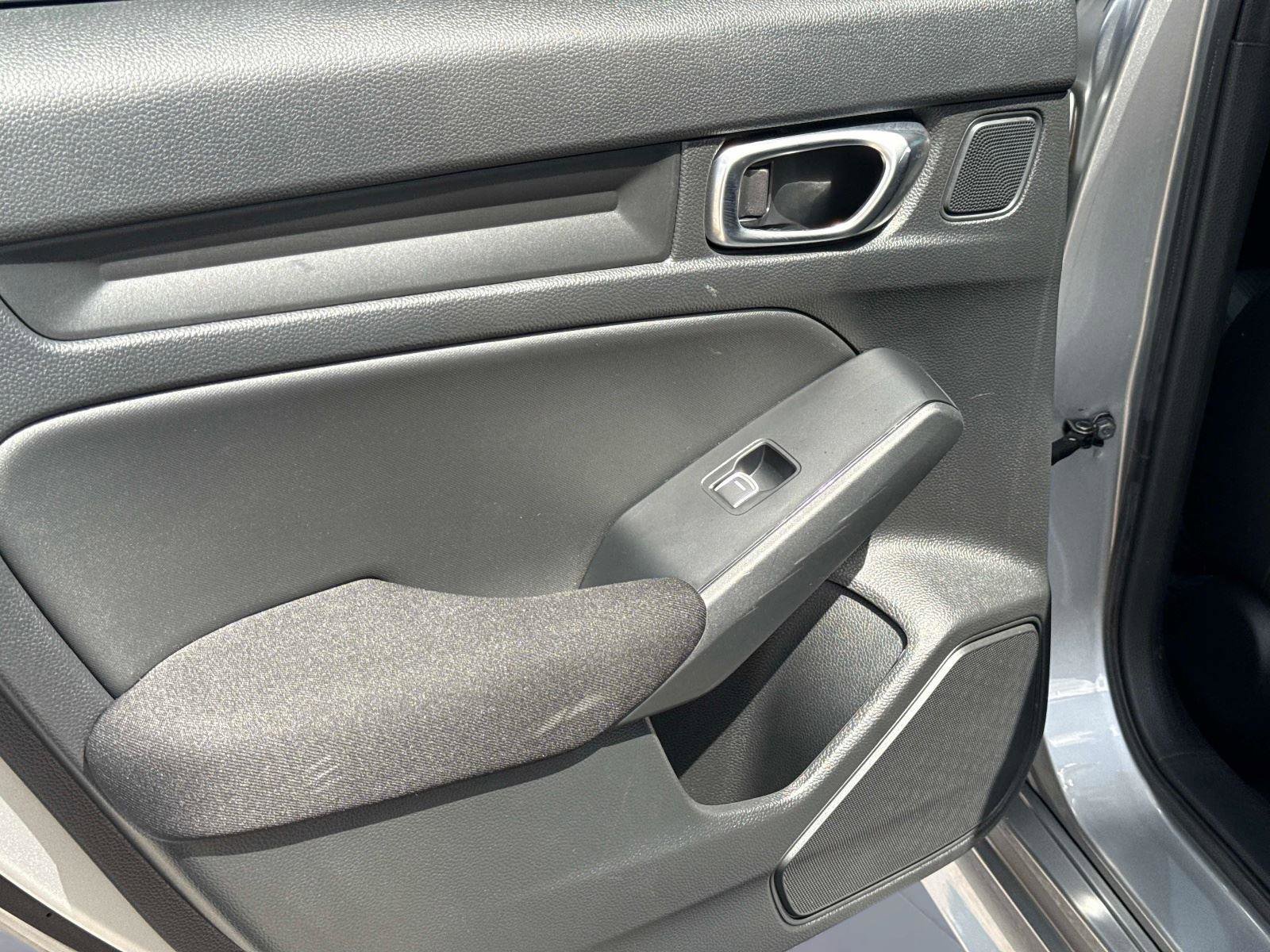 Certified 2024 Honda Civic Sport image 12