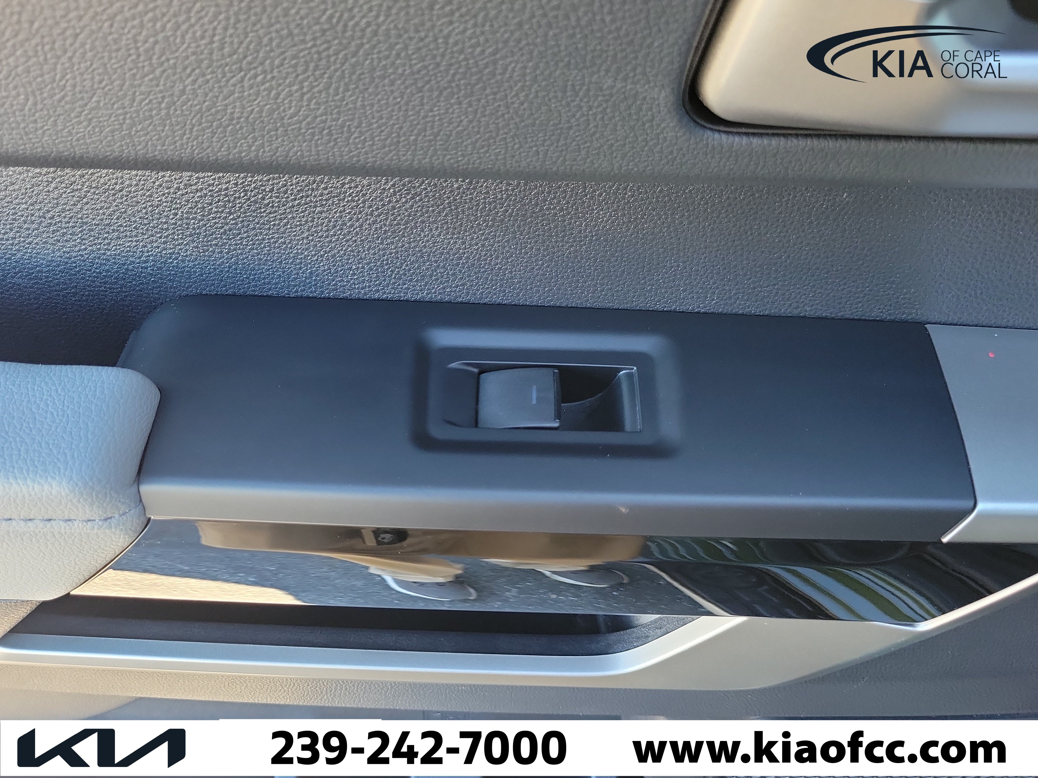 Used 2023 Toyota Tundra Limited RWD image 15