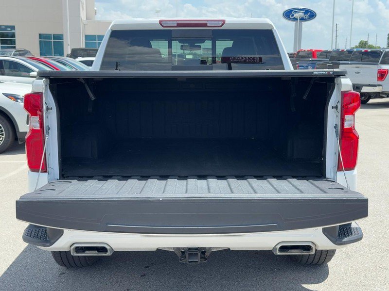 Used 2022 Chevrolet Silverado 1500 High Country w/ Z71 Off-Road Package AWD/4WD image 5
