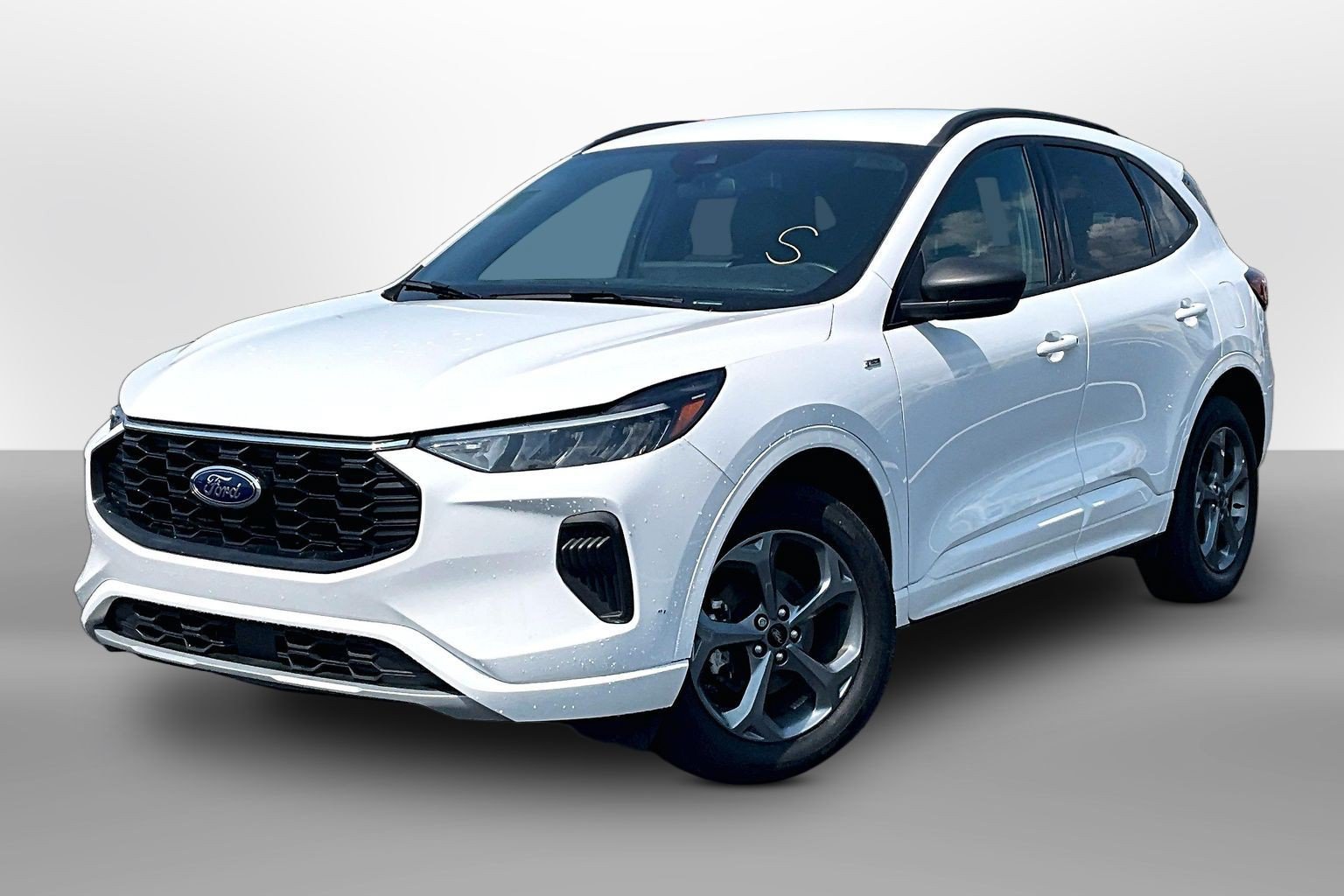 Used 2023 Ford Escape ST-Line w/ Tech Pack #1 AWD/4WD image 13