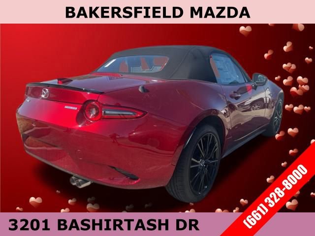 New 2025 MAZDA MX-5 Miata Club w/ Interior Package image 4