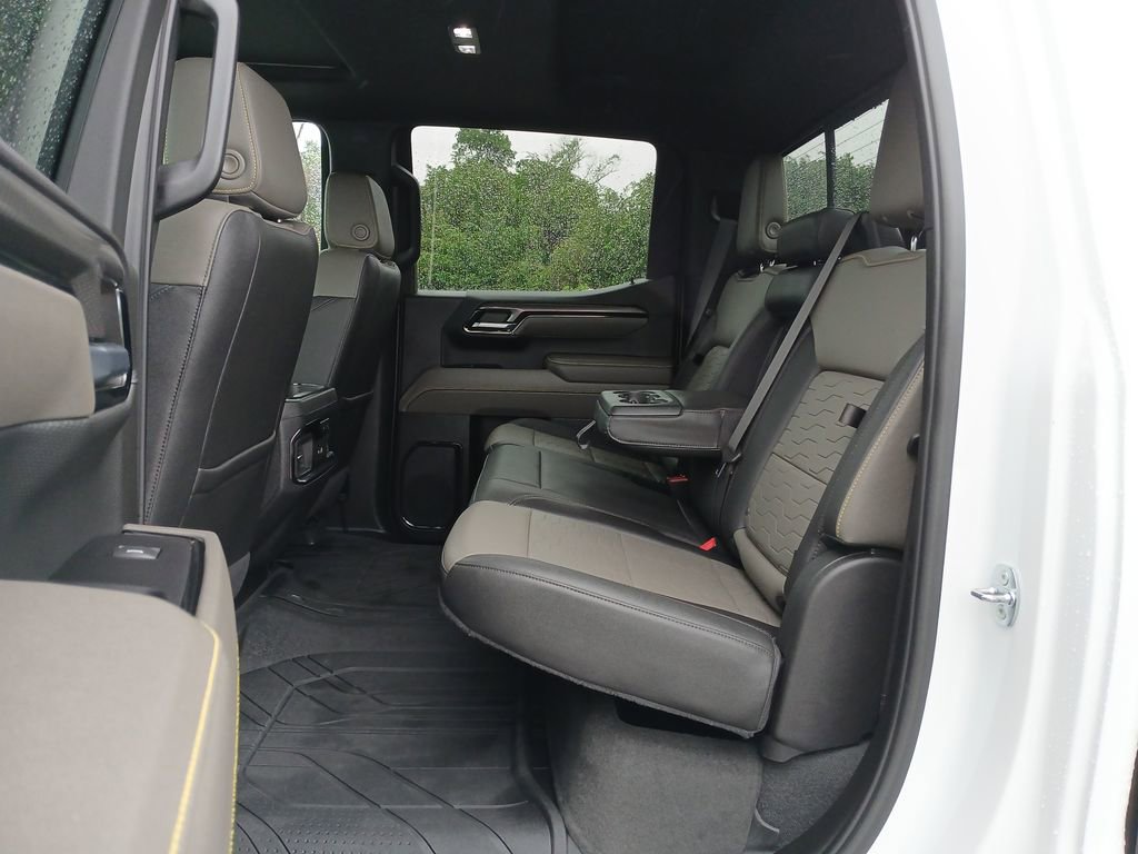 Used 2022 Chevrolet Silverado 1500 ZR2 w/ Technology Package AWD/4WD image 26