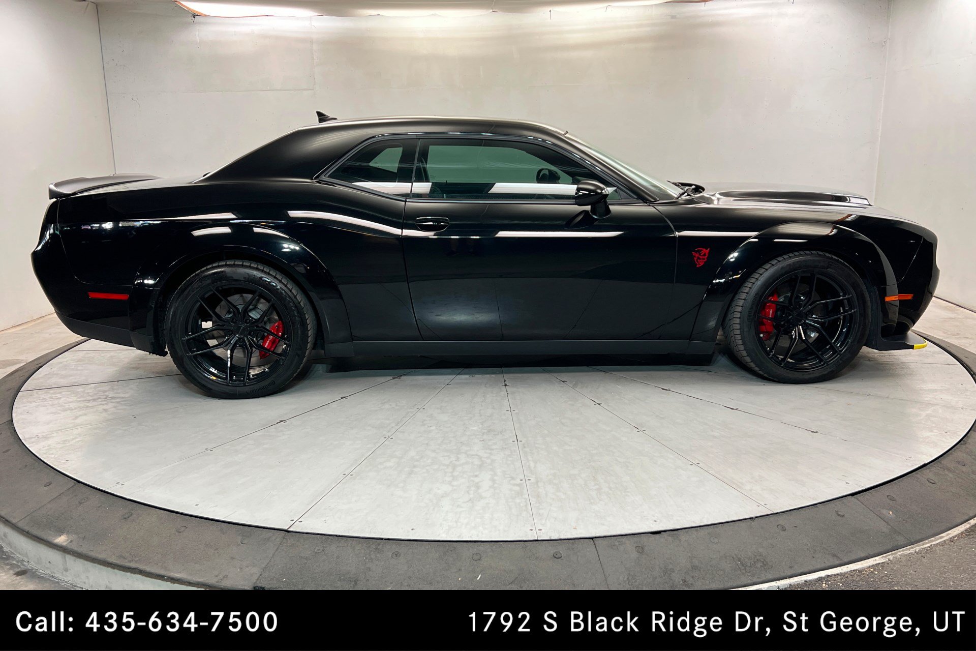 Used 2018 Dodge Challenger SRT Demon RWD image 6