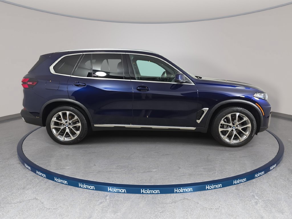 Certified 2026 BMW X5 xDrive40i w/ Premium Package AWD/4WD image 4