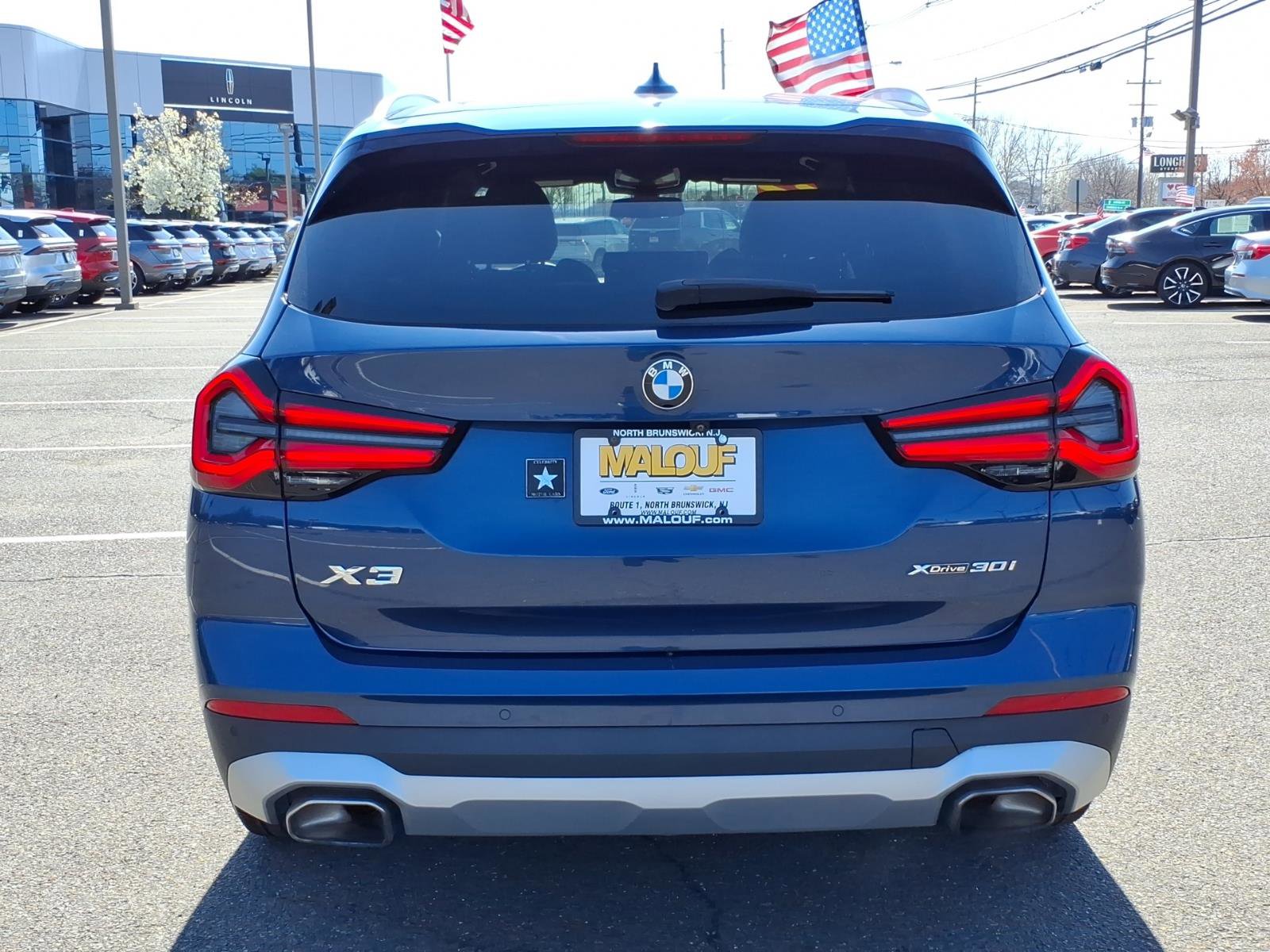 Used 2022 BMW X3 xDrive30i w/ Premium Package 2 image 5