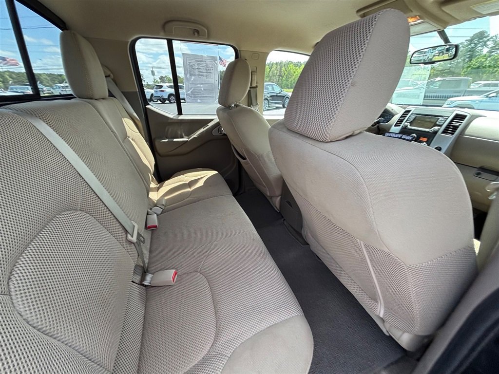 Used 2016 Nissan Frontier SV w/ SV Value Truck Package image 19