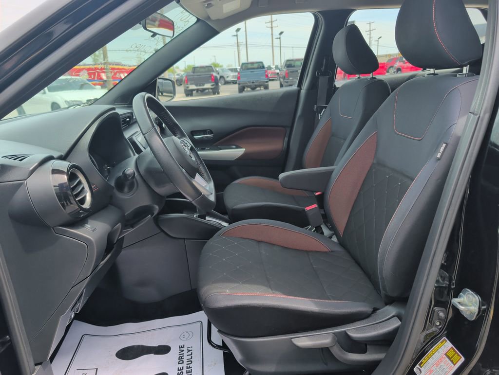 Used 2019 Nissan Kicks SR FWD image 8