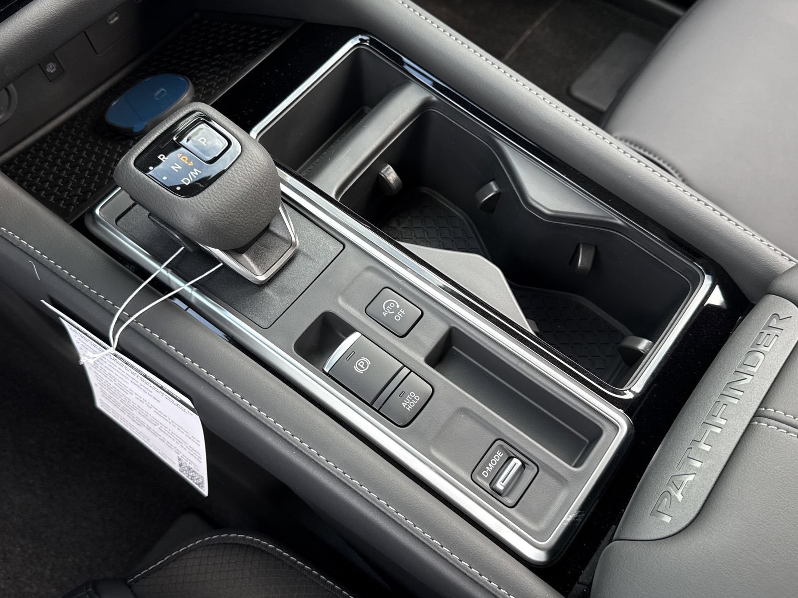 New 2026 Nissan Pathfinder SL FWD image 8