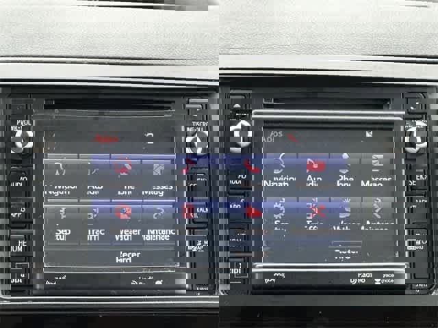 Used 2017 Toyota Sequoia Platinum image 12