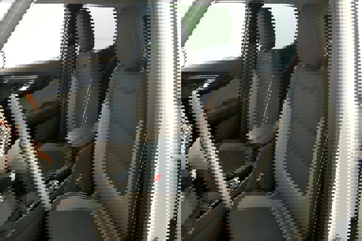 Used 2025 Chevrolet TrailBlazer LT AWD/4WD image 22