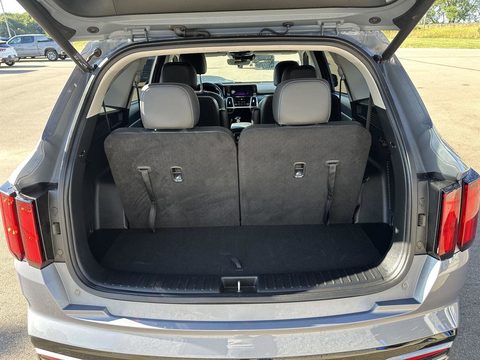 Used 2022 Kia Sorento SX image 5
